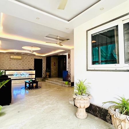Bluo Lake View Newtown - Boutique Hotel Calcutta Exteriör bild