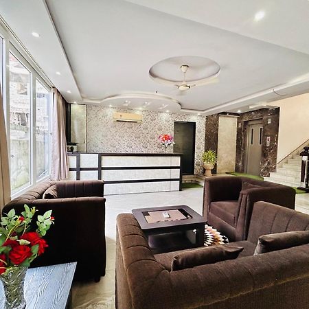 Bluo Lake View Newtown - Boutique Hotel Calcutta Exteriör bild