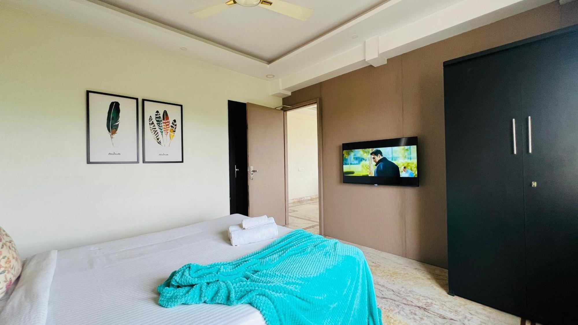 Bluo Lake View Newtown - Boutique Hotel Calcutta Exteriör bild