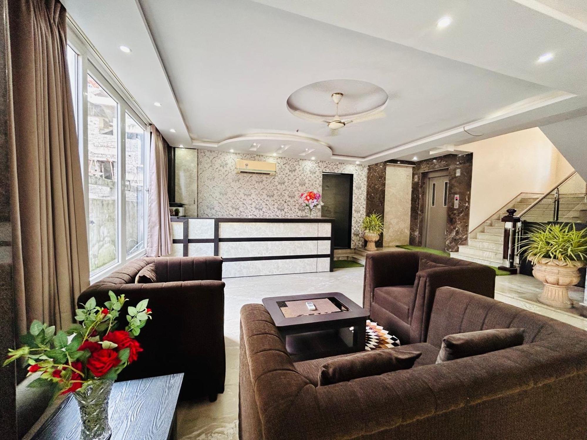 Bluo Lake View Newtown - Boutique Hotel Calcutta Exteriör bild